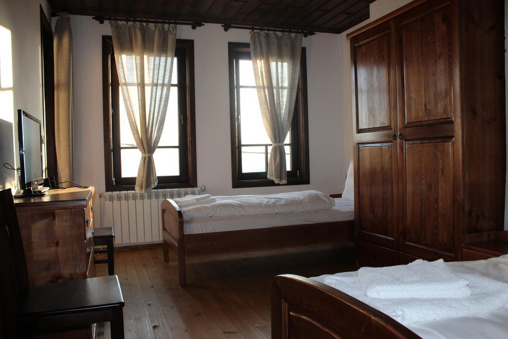 Delchevata Kushta V Leshten Room photo